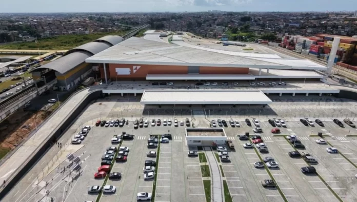 Com obras concluídas, nova Rodoviária da Bahia deverá iniciar operação dia 20 Governador Jerônimo faz vistoria técnica para entrega e funcionamento do equipamento  Publicado por Redação IB 12 de janeiro de 2026 às 11:31