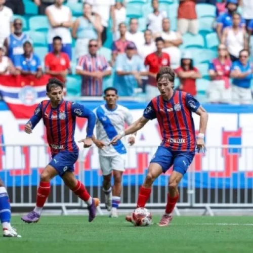 Com gols de Erick, Iago e Kauê, Bahia ganha do Galícia na Fonte Nova